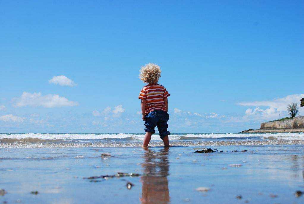 We talk about the pros and cons of authoritarian parenting.